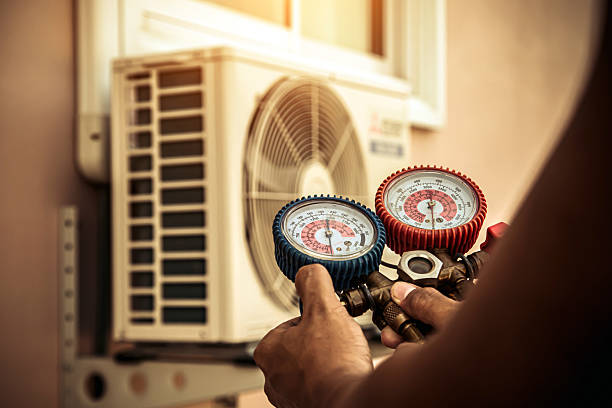 Professional Hvac technician working in Broadway, NJ